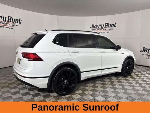 2021 Volkswagen Tiguan 2.0T SE R-Line Black