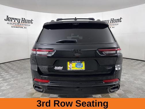 Diamond Black 2023 Jeep Grand Cherokee L Summit