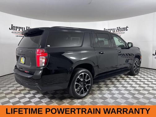 2024 Chevrolet Suburban RST