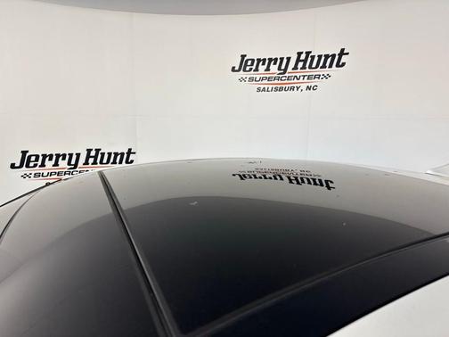 2024 Genesis G70 2.5T