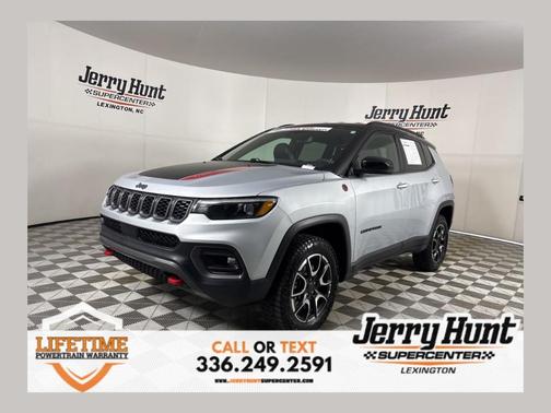 2025 Jeep Compass Trailhawk