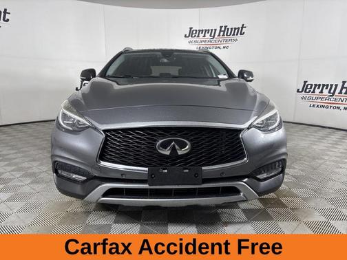 2018 INFINITI QX30 ESSENTIAL