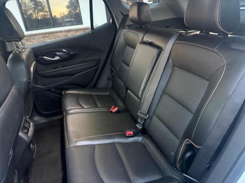 2022 GMC Terrain AT4