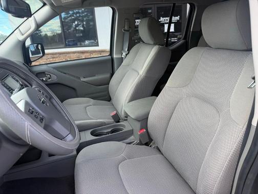 2018 Nissan Frontier SV