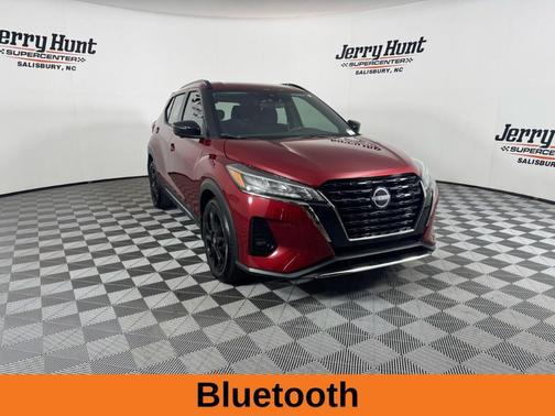 2024 Nissan Kicks SR