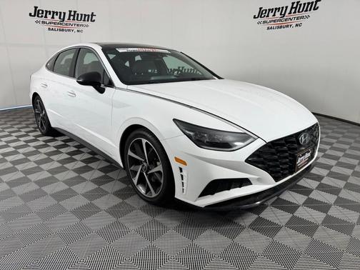 White 2023 Hyundai SONATA SEL Plus