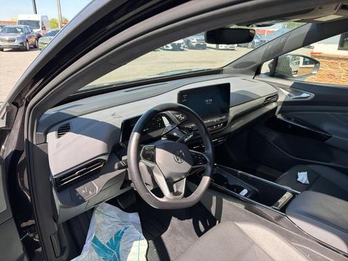 Deep Black Pearl Effect 2023 Volkswagen ID.4 Pro S