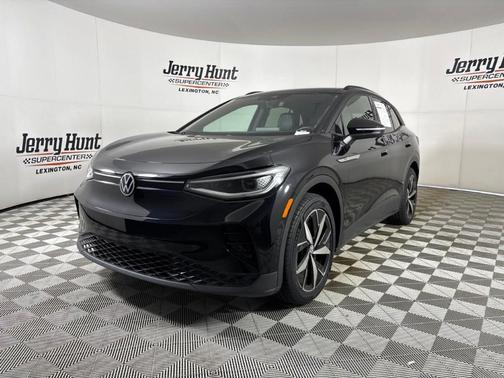 Deep Black Pearl Effect 2023 Volkswagen ID.4 Pro S