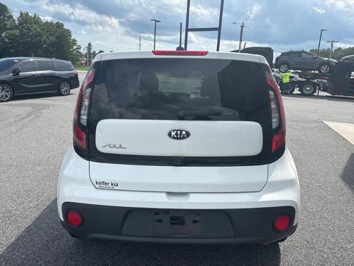 2018 Kia Soul Base