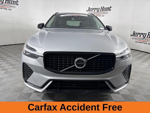 2025 Volvo XC60 B5 Plus