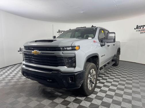 2024 Chevrolet Silverado 2500 Custom