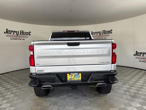 2020 Chevrolet Silverado 1500 Custom Trail Boss
