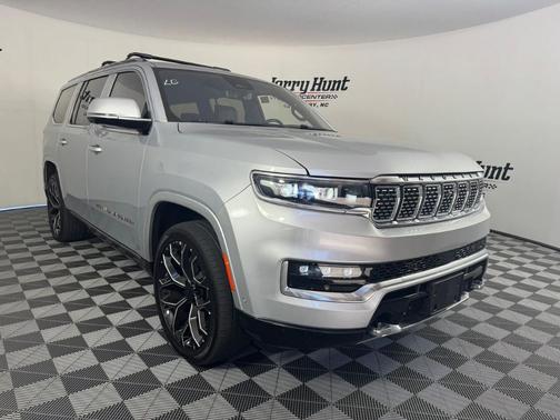 2022 Jeep Grand Wagoneer Series III