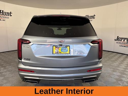 2025 Cadillac XT6 Premium Luxury FWD