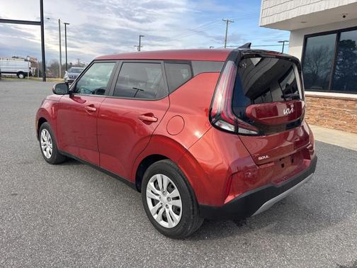 2023 Kia Soul LX