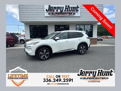 White 2023 Nissan Rogue SL