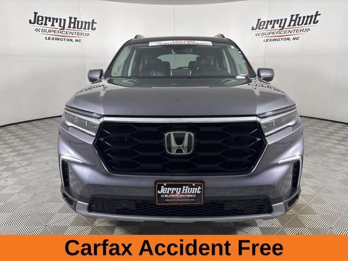 2024 Honda Pilot Touring