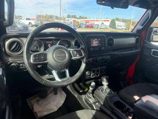 2020 Jeep Gladiator Sport