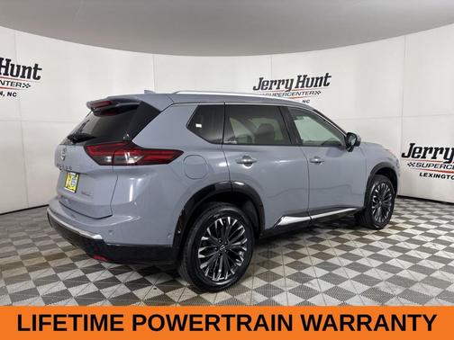 2025 Nissan Rogue Platinum