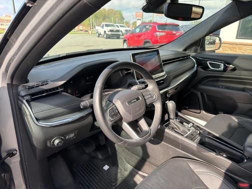 Billet Silver Metallic Clearcoat 2022 Jeep Compass Altitude