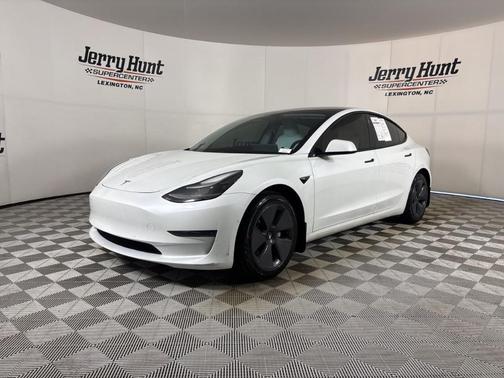 2021 Tesla Model 3 Standard Range Plus