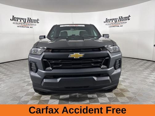 2024 Chevrolet Colorado WT