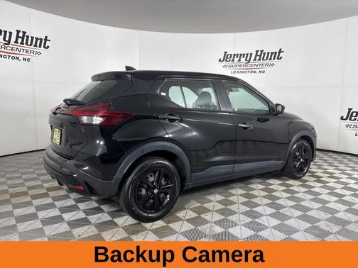 2021 Nissan Kicks S