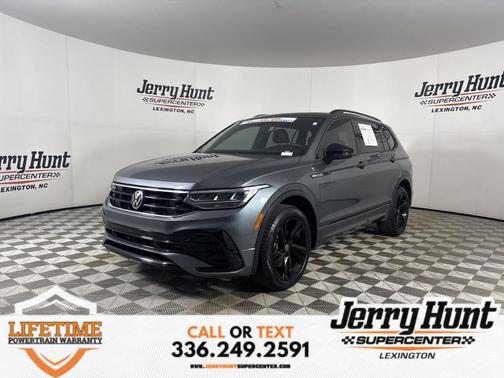 2023 Volkswagen Tiguan 2.0T SE R-Line Black