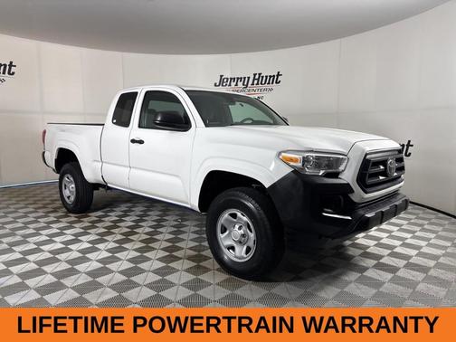 2022 Toyota Tacoma SR
