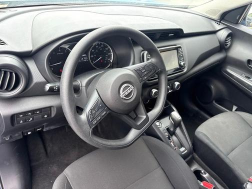 Electric Blue Metallic 2024 Nissan Kicks S