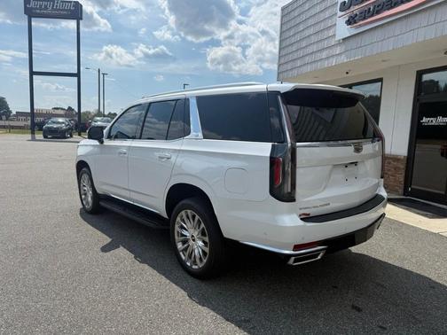 2023 Cadillac Escalade Premium Luxury