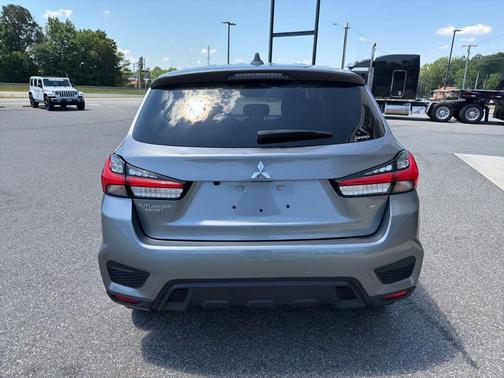 Gray 2025 Mitsubishi Outlander Sport 2.0 SE