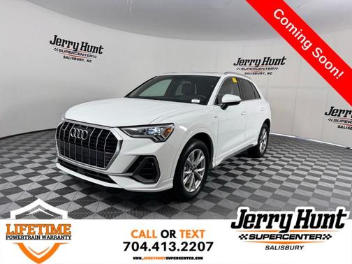 2024 Audi Q3 45 S line Premium