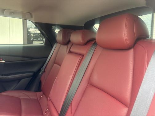 2025 Mazda CX-30 2.5 S Carbon Edition