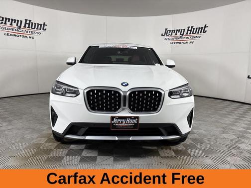 2025 BMW X4 xDrive30i