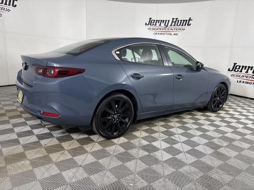 2025 Mazda Mazda3 2.5 S Carbon Edition