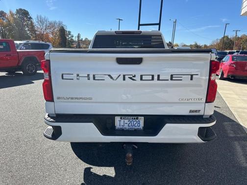 2021 Chevrolet Silverado 1500 Custom