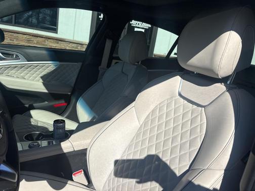 2022 Genesis G70 3.3T