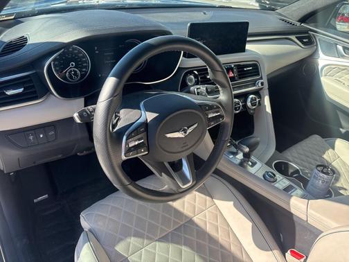 2022 Genesis G70 3.3T