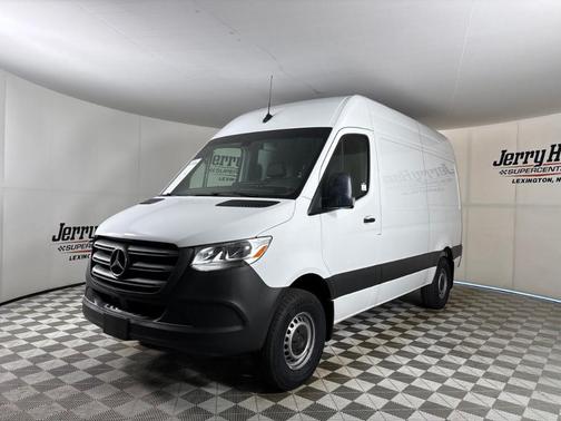 White 2024 Mercedes-Benz Sprinter 2500 144 WB