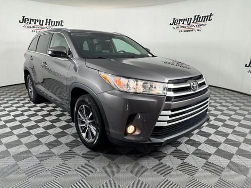 Predawn Gray Mica 2019 Toyota Highlander XLE