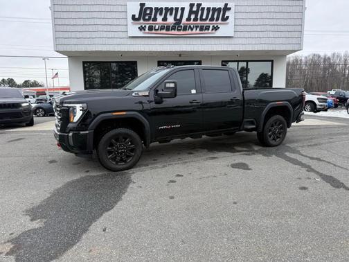 2024 GMC Sierra 2500 AT4