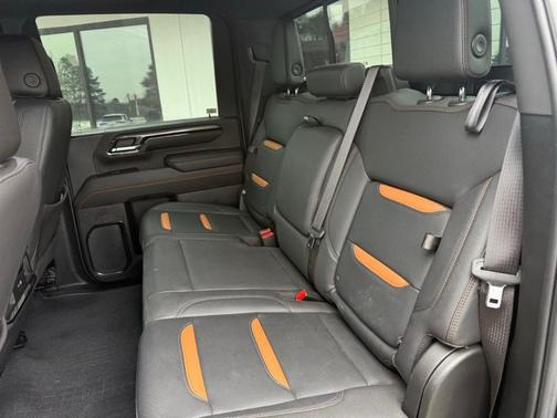 2024 GMC Sierra 2500 AT4
