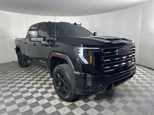 2024 GMC Sierra 2500 AT4