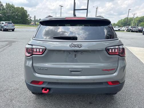 2022 Jeep Compass Trailhawk