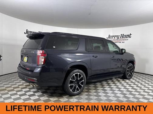 2022 Chevrolet Suburban RST