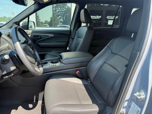 2025 Honda Passport EX-L