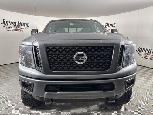 2018 Nissan Titan XD SV
