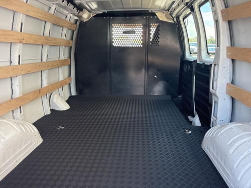 2023 Chevrolet Express 2500 Work Van