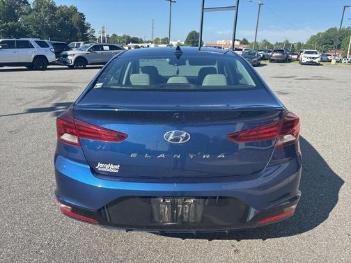 2019 Hyundai ELANTRA Value Edition